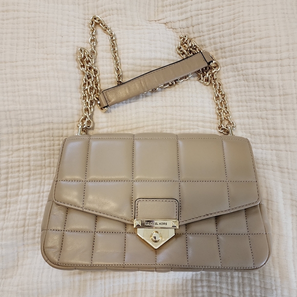 MK Soho Bag (Large) - Picture 3 of 3